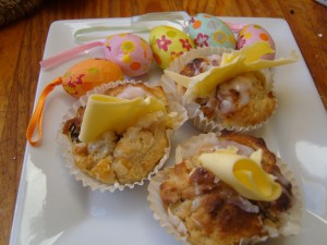 Hot Cross Bun Muffins